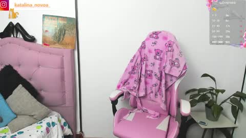 Snapshot of liv_rosse chatting on 06/03/26, 01:30 Katalina Novoa. online show from 06/03/26, 01:30