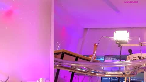  angel eyees  online show from 10/14/25, 08:31