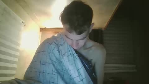Snapshot of livetyy chatting on 10/31/25, 11:33 livetyy online show from 10/31/25, 11:33