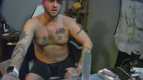 livingpuddle online show from 11/22/25, 11:37