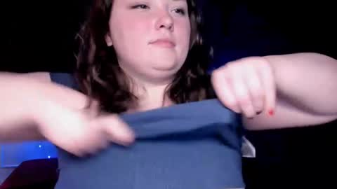 Snapshot of livinsubspace chatting on 02/16/25, 05:04 Liv online show from 02/16/25, 05:04