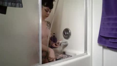 Liv Mirage online show from 10/30/25, 03:57