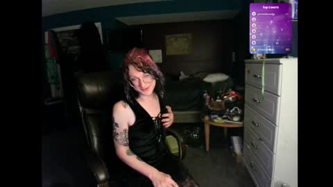 Snapshot of livolioyo chatting on 12/07/24, 01:18 Livolio online show from 12/07/24, 01:18