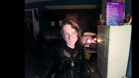 Snapshot of livolioyo chatting on 01/06/25, 03:42 Livolio online show from 01/06/25, 03:42