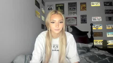 Snapshot of livvywinters chatting on 02/08/26, 06:39 Livvy online show from 02/08/26, 06:39