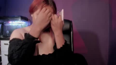 Snapshot of lixrose chatting on 01/19/26, 03:21 LixRose online show from 01/19/26, 03:21