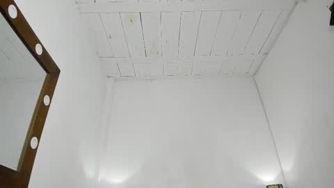 Snapshot of lixxxymorgan chatting on 03/05/26, 01:56 lixxxymorgan online show from 03/05/26, 01:56