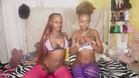 Snapshot of liyahs_lair chatting on 03/08/26, 09:29 liyah online show from 03/08/26, 09:29