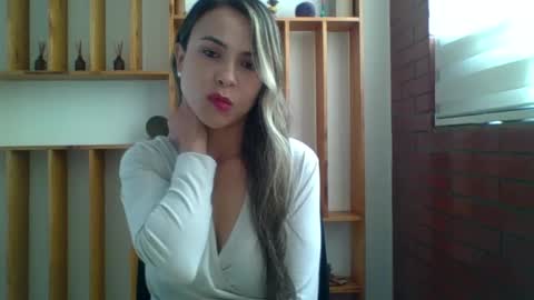 Snapshot of liz_28 chatting on 10/09/25, 03:54 liz_28 online show from 10/09/25, 03:54