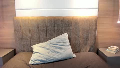 Liz  online show from 03/12/25, 12:57