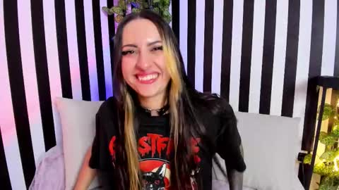 Liz  online show from 02/26/26, 06:07