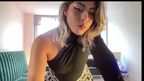 Lizeth online show from 11/27/25, 08:55