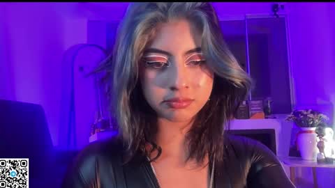 Lizeth online show from 01/15/26, 04:28