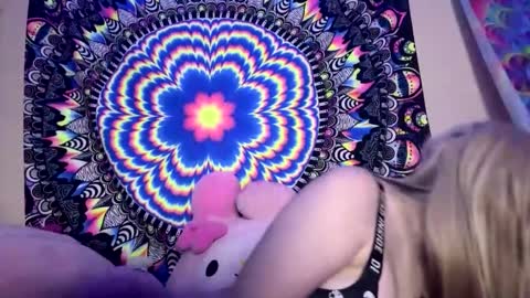 Snapshot of lizz44887 chatting on 02/13/25, 05:26 Lizz online show from 02/13/25, 05:26