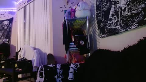 Snapshot of lizz44887 chatting on 09/21/25, 03:52 Lizz online show from 09/21/25, 03:52