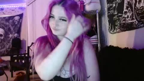 Snapshot of lizz44887 chatting on 11/26/25, 11:22 Lizz online show from 11/26/25, 11:22