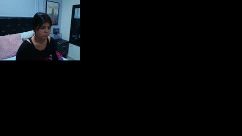 Snapshot of lizz_tender chatting on 01/16/25, 11:26 Lizz online show from 01/16/25, 11:26