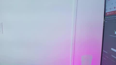 Snapshot of lizz_tender chatting on 02/17/25, 12:05 Lizz online show from 02/17/25, 12:05