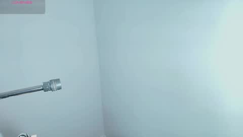 Snapshot of lizz_tender chatting on 10/13/25, 12:16 Lizz online show from 10/13/25, 12:16