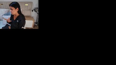 Snapshot of lizz_tender chatting on 11/04/25, 11:31 Lizz online show from 11/04/25, 11:31