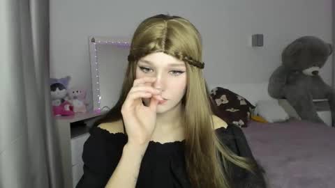 lizza_a online show from 03/15/26, 06:14