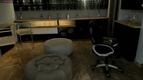 Lizzi  online show from 01/19/25, 09:13