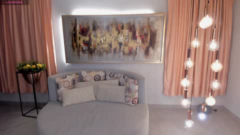 Lizzi  online show from 01/25/25, 11:02