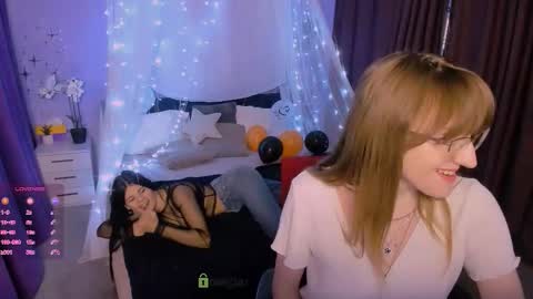 lizzie_boom online show from 11/04/25, 08:41