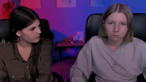 Snapshot of lizzie_boom chatting on 03/20/26, 08:25 lizzie_boom online show from 03/20/26, 08:25