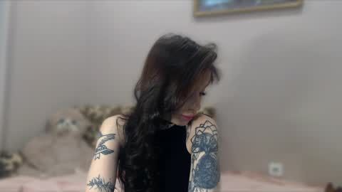 Snapshot of lizziesweety chatting on 04/16/26, 07:03 liza liza liza online show from 04/16/26, 07:03