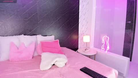 I am Lizz online show from 01/10/25, 12:04