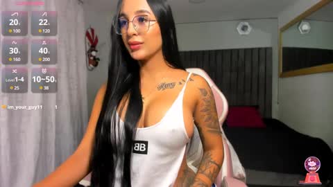 independent model online show from 12/10/24, 06:49