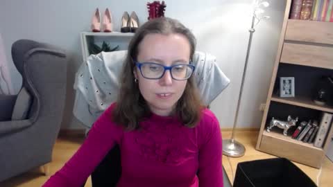 Lizzy online show from 10/22/25, 04:24