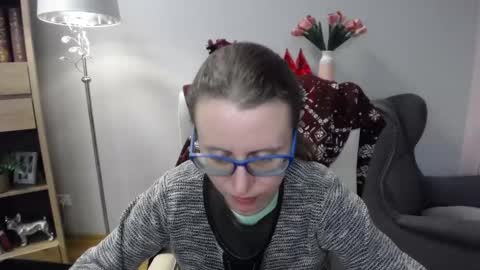 Lizzy online show from 02/10/26, 05:33