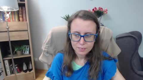 Lizzy online show from 06/12/26, 04:44