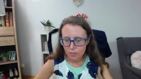 Lizzy online show from 06/29/26, 04:30