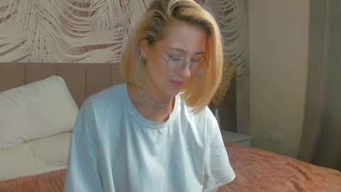 lizzysin online show from 04/28/26, 01:59