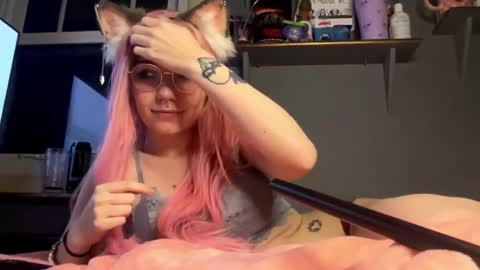 lizzybunny online show from 12/20/24, 05:29