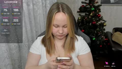 Snapshot of llayna chatting on 01/11/26, 03:28 Llayna online show from 01/11/26, 03:28