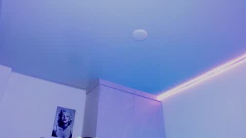 lliamm 2 online show from 06/21/26, 06:05
