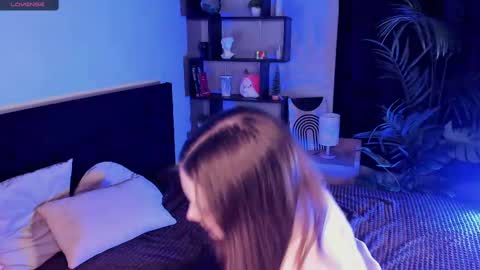 Arina online show from 03/12/25, 11:54