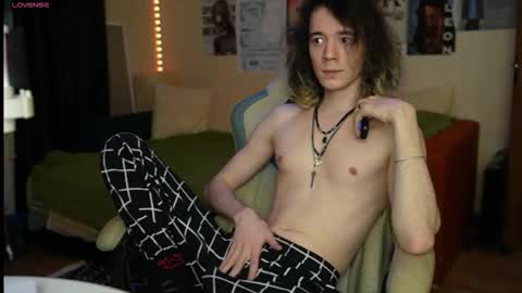 just lllattti online show from 03/18/26, 03:26