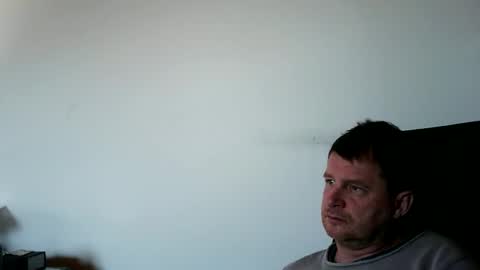 lllukasssxxx online show from 04/18/26, 08:18