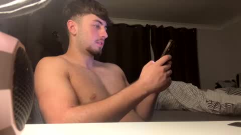 Snapshot of lmp125 chatting on 02/09/25, 11:57 lmp125 online show from 02/09/25, 11:57