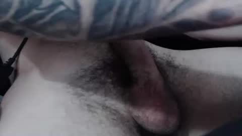 Snapshot of lnecrisl chatting on 11/22/25, 10:09 lnecrisl online show from 11/22/25, 10:09