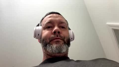 lngd_5 online show from 12/18/25, 02:28