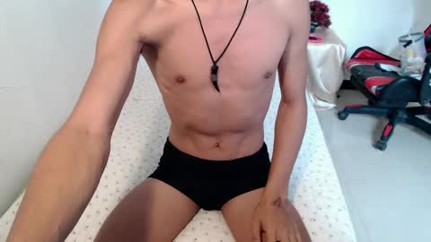 Snapshot of loaded0011 chatting on 03/09/26, 03:54 Rod online show from 03/09/26, 03:54