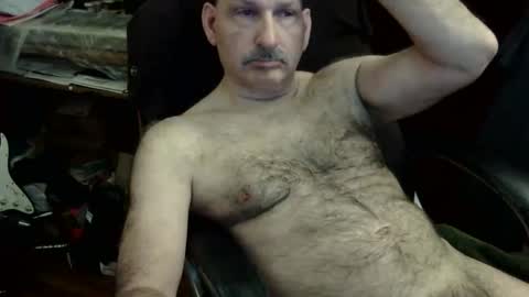 loades182025 online show from 01/18/26, 05:55