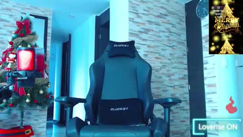 Snapshot of lobito_xxxl chatting on 12/17/25, 10:38 lobito_xxxl online show from 12/17/25, 10:38