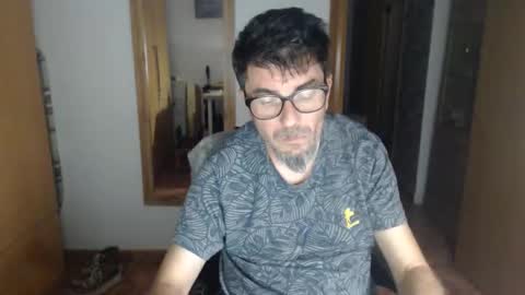 Snapshot of lobosolitario73 chatting on 10/01/25, 11:00 lobosolitario73 online show from 10/01/25, 11:00